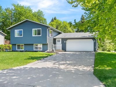3003 15th Ave S, Moorhead, MN, 56560