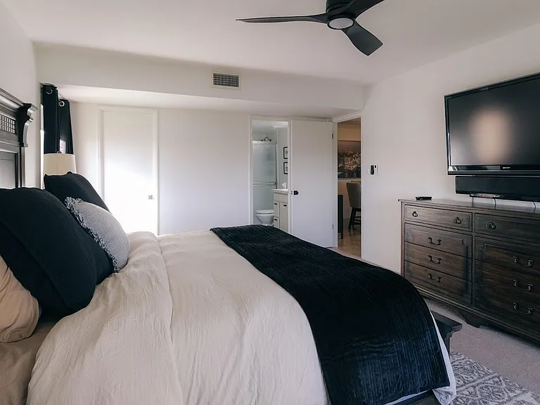7940 E Camelback Rd #608 — Photo 15