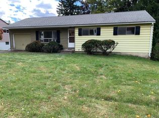 816 Country Club Rd, Vestal, NY 13850