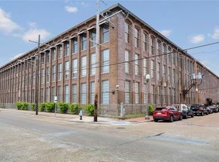 920 Poeyfarre St APT 355, New Orleans, LA 70130