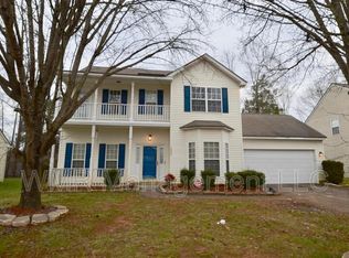 10832 Gold Pan Rd, Charlotte, NC 28215