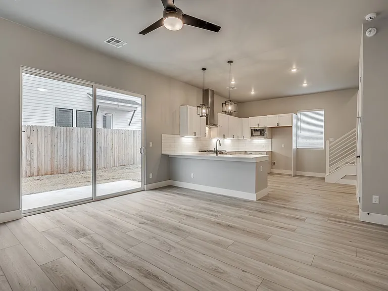 2529 NW 132nd Pl — Photo 12