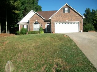 1021 Emerson Dr, Mooresville, NC 28115