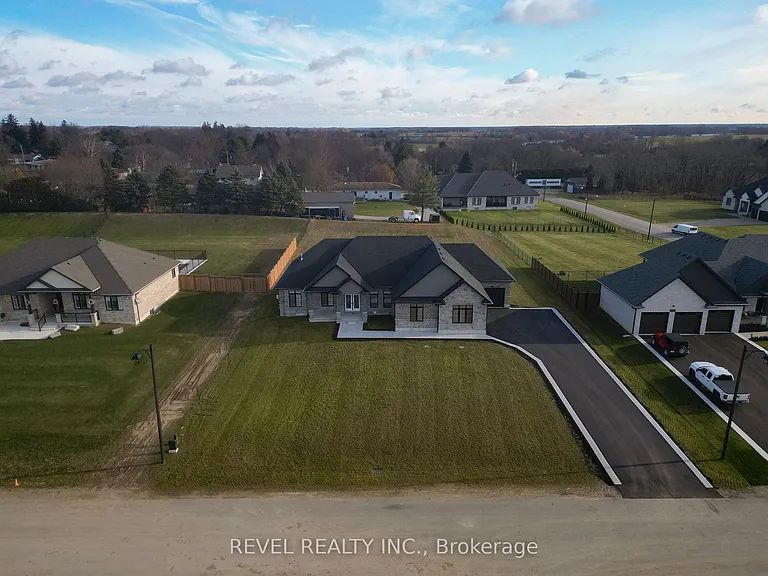 14 Bowen Pl — Photo 37