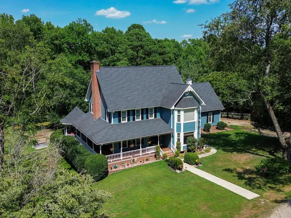 928 Windrow Ln, Raleigh, NC 27603