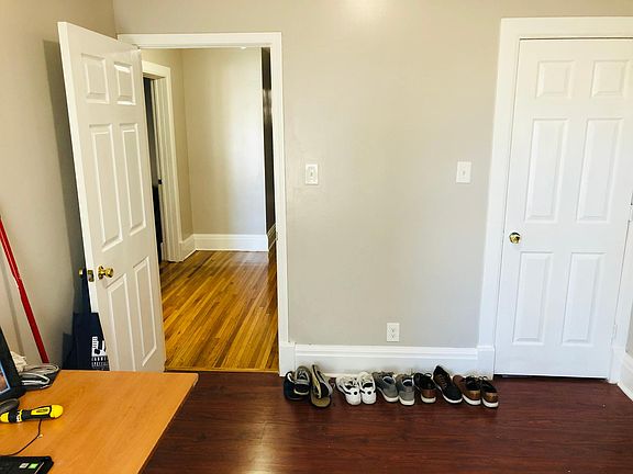 3rd image of 113 N Kostner Ave #108