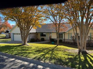 1403 Gloucester Point, Kerrville, TX 78028