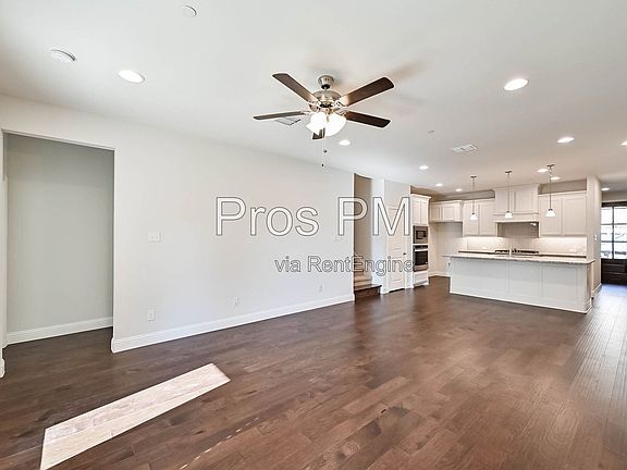 4th image of 4256 Mingo Dr