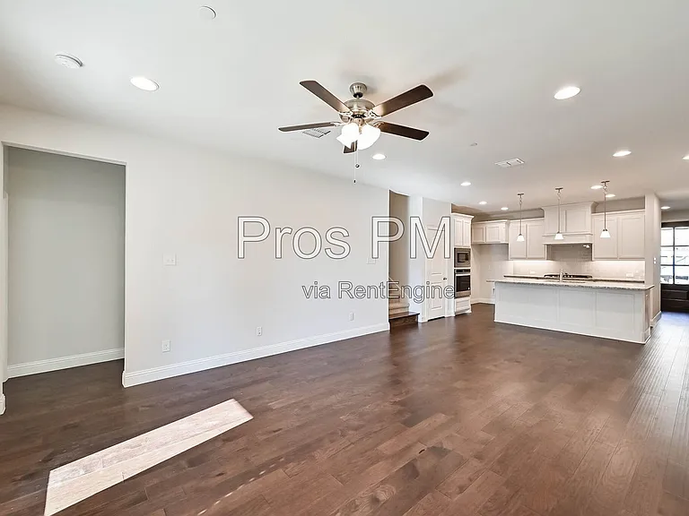 4256 Mingo Dr — Photo 4