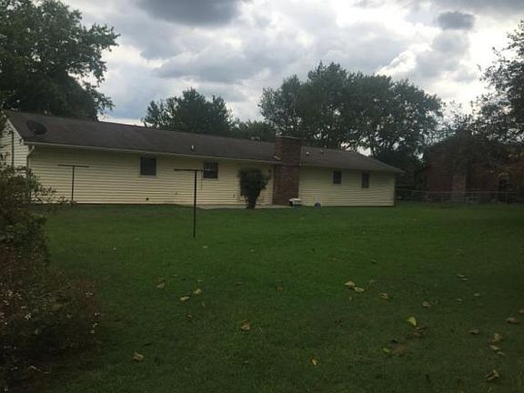 3rd image of 528 Keeneland Blvd