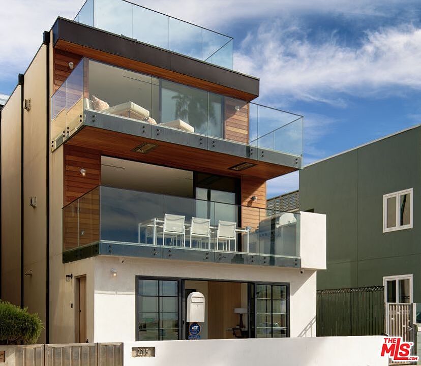 2205 Ocean Front Walk, Venice, CA 90291 MLS 23294507 Zillow