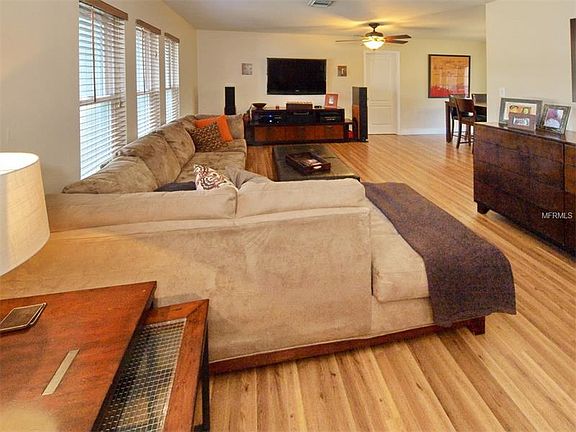 4th image of 2800 Indianwood Dr
