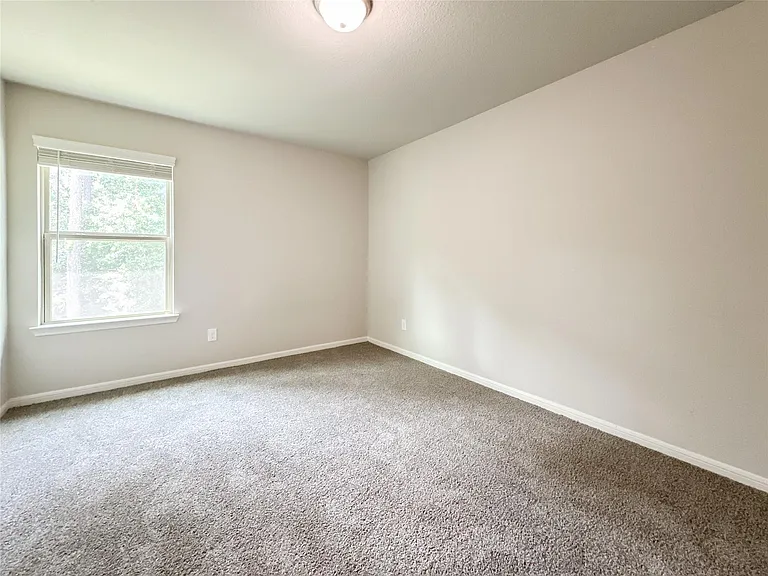 105 Camelot Place Ct — Photo 28