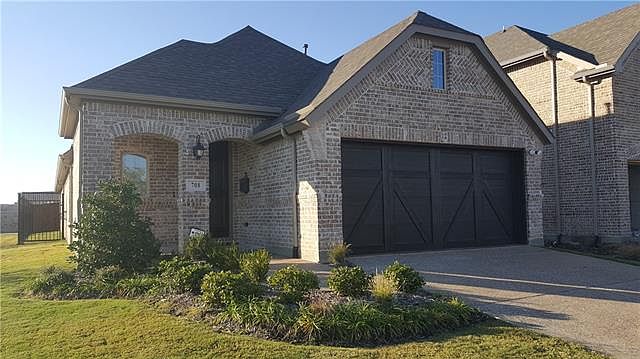1st image of 708 Highwood Trl