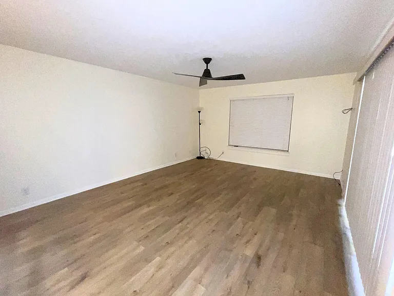 7382 SE Jamestown Ter — Photo 35