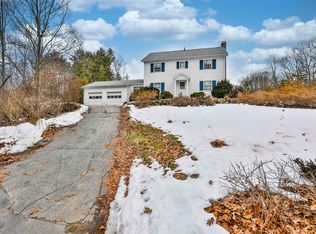 20 Kipling St, Nashua, NH 03062