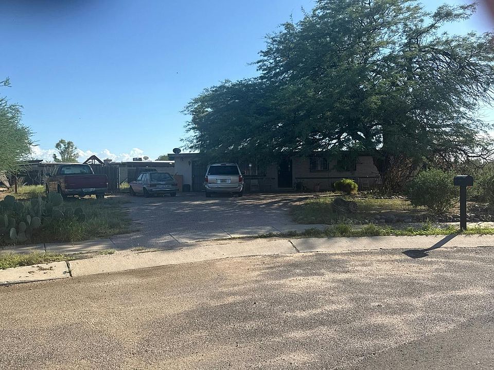 1st image of 3510 S Pantano Rd