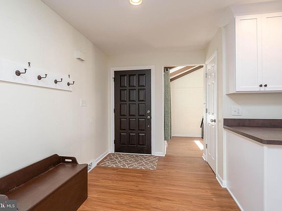 5th image of 2273 Quail St