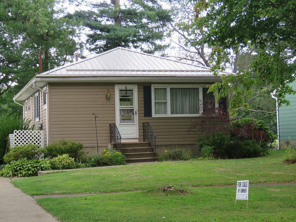 1st image of 2704 Penn St