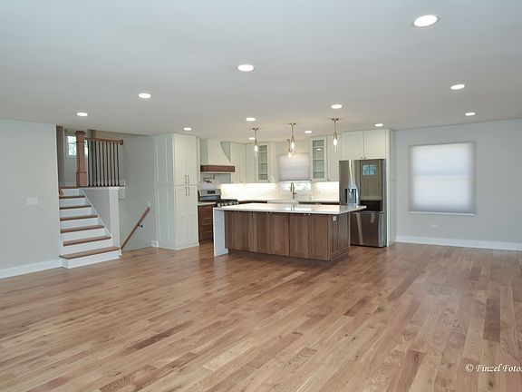 4th image of 2901 Gregg Dr