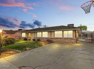 542 Lillie Ln, Toppenish, WA 98948