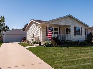 4426 10th St NW, Rochester, MN 55901