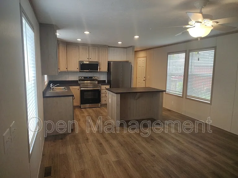 120 Terry Blvd #17S — Photo 4