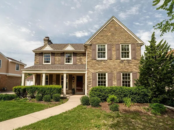 653 North 75th STREET, Wauwatosa, WI 53213