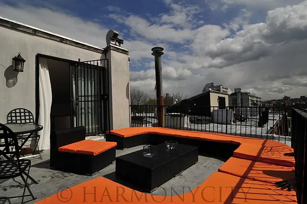 Rented by Harmonycity Corp. | media 17