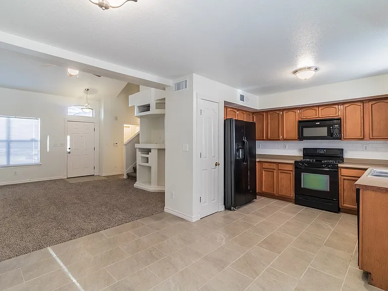 4025 Tierra Morena Dr — Photo 8