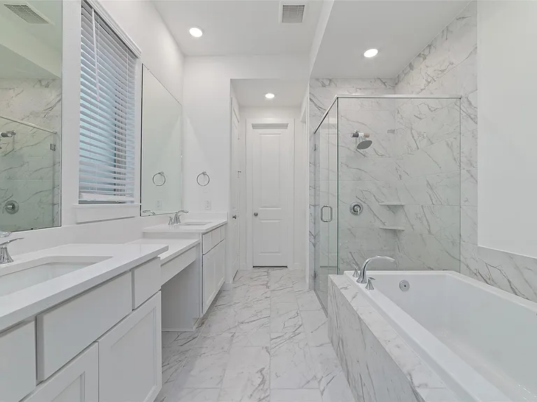 24711 Hibiscus Garden Way — Photo 27