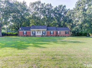 1633 Live Oak Church Rd, Selma, NC 27576