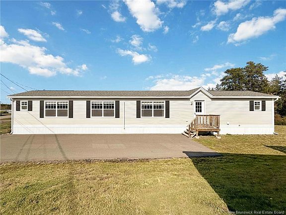 2nd image of 52 Cranbrook Ln