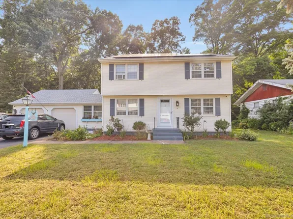 6 Butler Road, Manchester, CT 06042