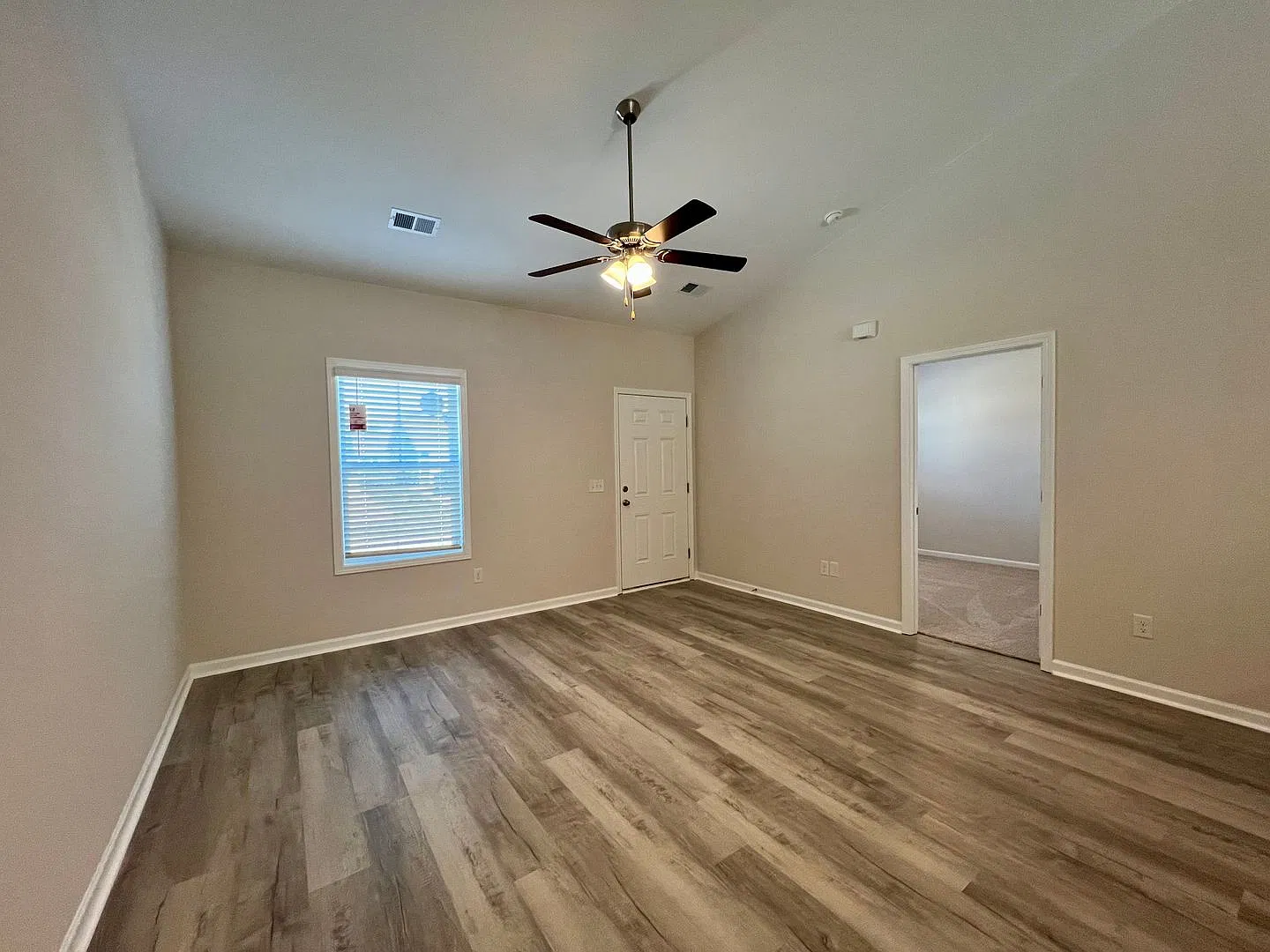 Beautiful Duplex! — Photo 3