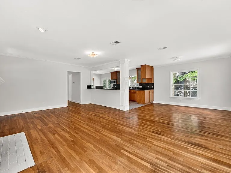 2506 Hillview Rd — Photo 8