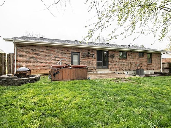 All four sides brick!