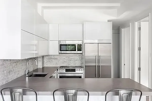 Rented by Evergreen Realty & Investments | media 6