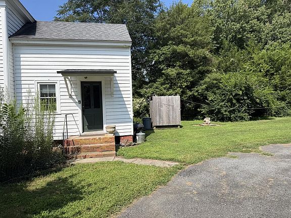 3rd image of 16464 Metompkin Rd