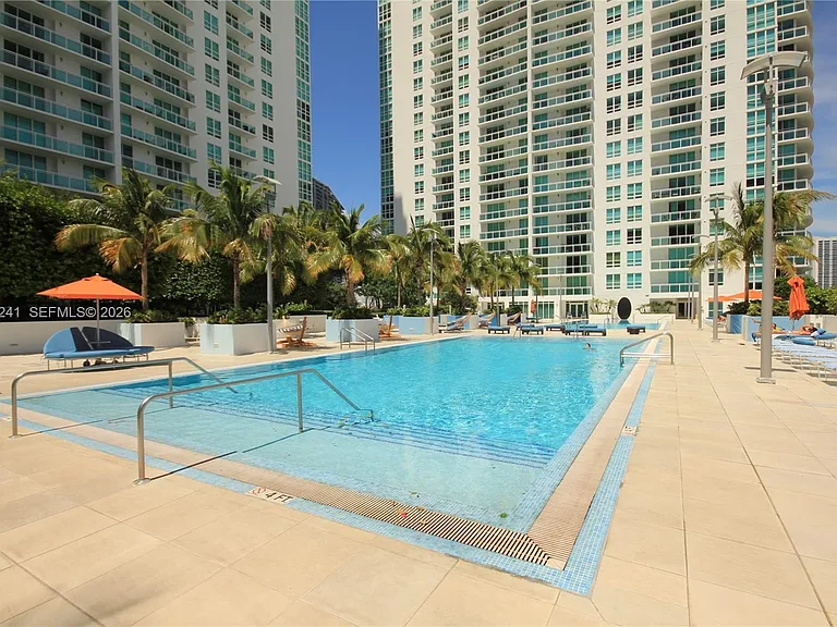 950 Brickell Bay Dr #5000 — Photo 35
