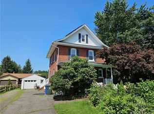 165 Maple Hill Ave, Newington, CT 06111