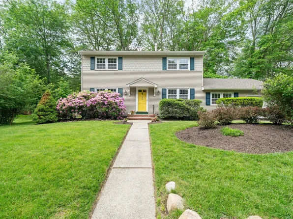 348 E Central Avenue, Pearl River, NY 10965
