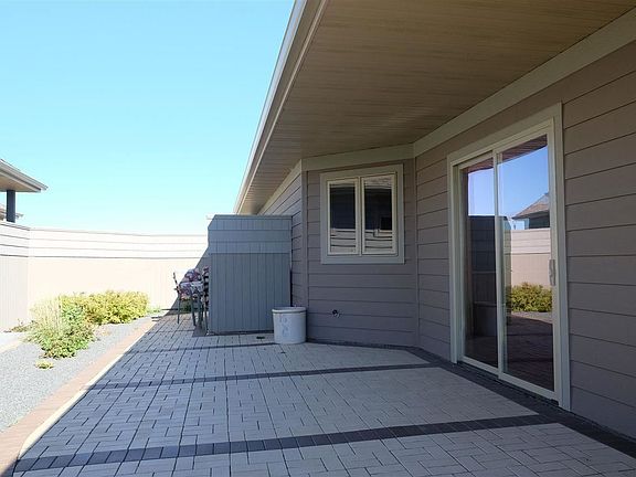 4th image of 1935 35th St