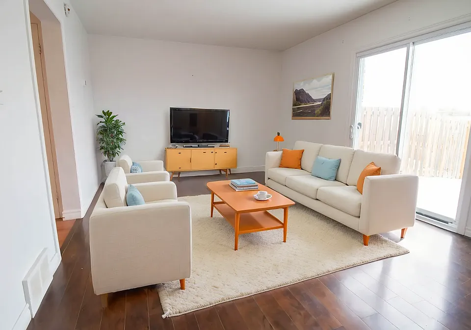 131 Rockwood Ave #33