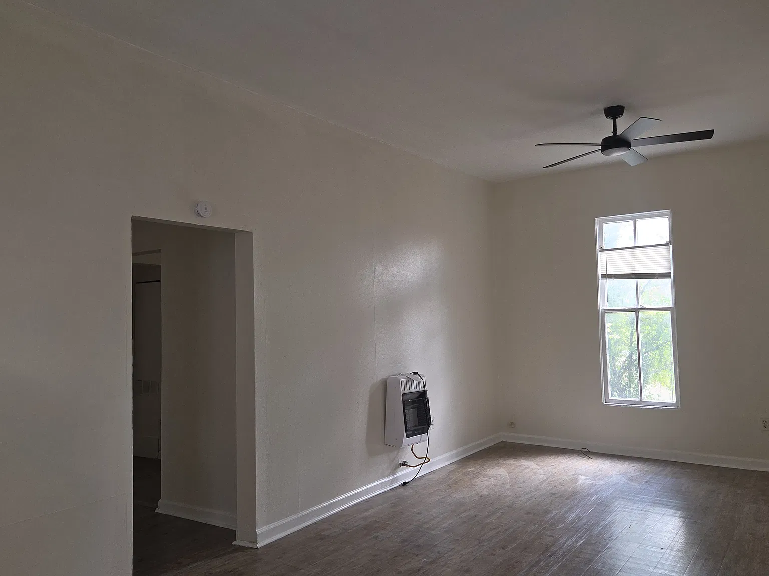 2 bed, 1104 sqft, $850 — Photo 3