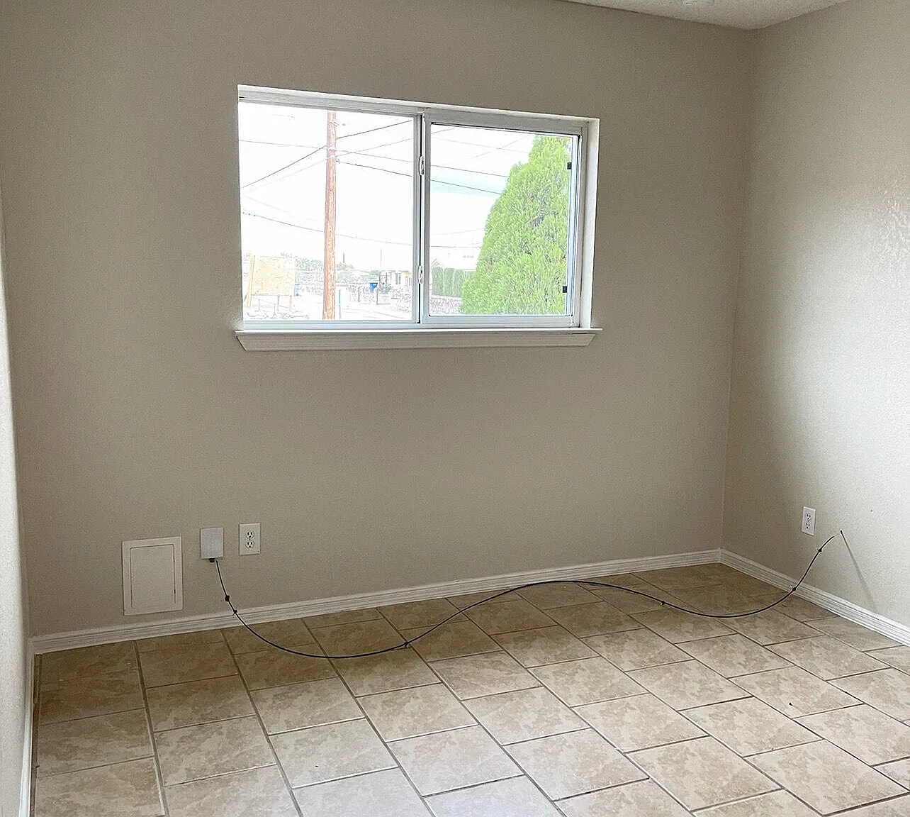 3 bed, 2.0 bath, 1134 sqft, $1,350 — Photo 4