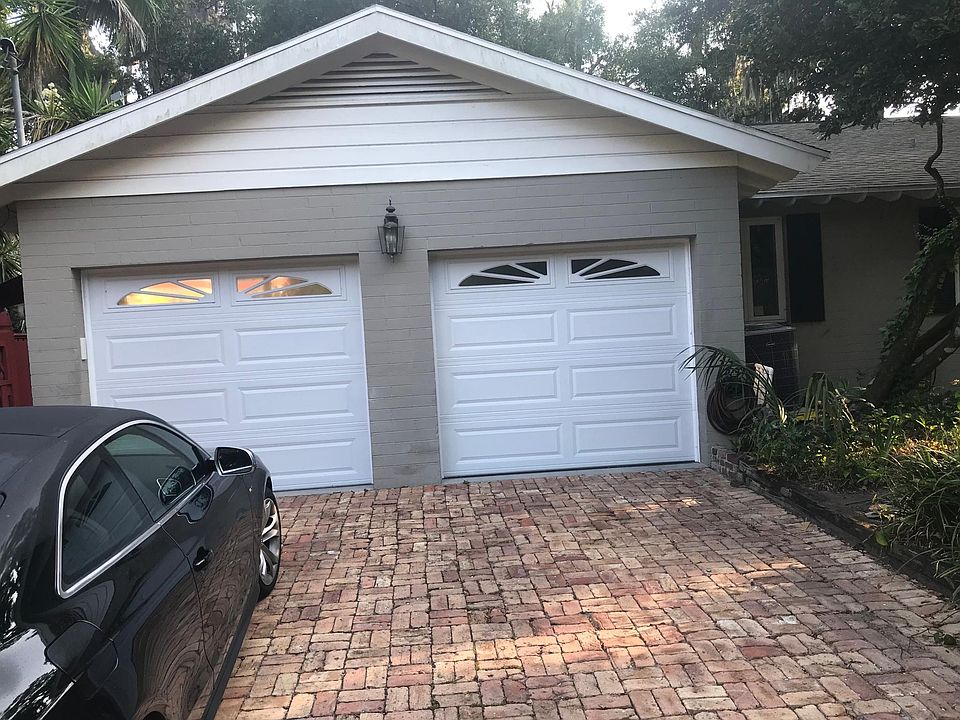 Entrance from rear street
