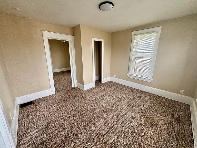 158 1/2 16th St NW #158-1/2 — Photo 6