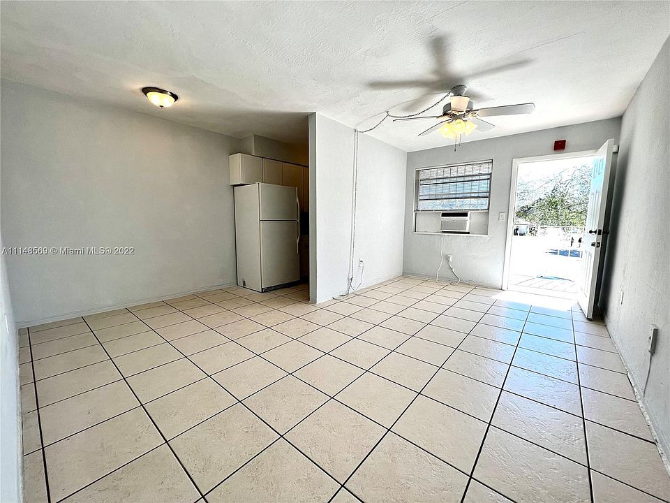 1st image of 5805 NW 7th Pl #11