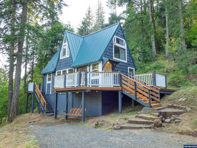 17725 Brown Rd, Dallas, OR, 97338